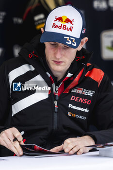 2023-11-16 - EVANS Elfyn (GBR), TOYOTA GR Yaris Rally1 Hybrid, portrait during the Rally Japan 2023, 13th round of the 2023 WRC World Rally Car Championship, from November 16 to 19, 2023 in Toyota, Aichi Prefecture, Chubu Region, Japan - AUTO - WRC - RALLY JAPAN 2023 - RALLY - MOTORS