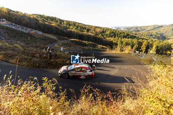 2023-11-19 - 17 Sébastien OGIER (FRA), Vincent LANDAIS (FRA), TOYOTA GAZOO RACING WRT, TOYOTA GR Yaris Rally1 Hybrid, WRC, action during the Rally Japan 2023, 13th round of the 2023 WRC World Rally Car Championship, from November 16 to 19, 2023 in Toyota, Aichi Prefecture, Chubu Region, Japan - AUTO - WRC - RALLY JAPAN 2023 - RALLY - MOTORS
