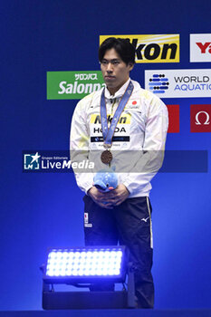 2023-07-27 - Tomoru Honda of Japan Bronze medal, Men's 200m Butterfly Medal Ceremony during the 20th FINA Swimming World Championships Fukuoka 2023 on July 26, 2023 at Marine Messe Fukuoka in Fukuoka, Japan - SWIMMING - WORLD CHAMPIONSHIPS 2023 - SWIMMING - SWIMMING