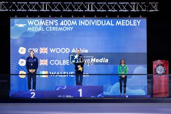 2023-12-05 - Abbie Wood of Great Britain, Colbert Freya of Great Britain and Walshe Ellen of Irleland during the prize giving ceremony for Women’s 400m Individual Medley at the LEN Short Course European Championships 2023 on December 5, 2023 in Otopeni, Romania - SWIMMING - LEN SHORT COURSE EUROPEAN CHAMPIONSHIPS 2023 - SWIMMING - SWIMMING