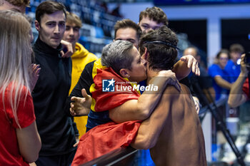 08/12/2023 - Ungur Andrei of Romania celebrating with his mom after geting third place in Men’s 100m Backstroke Final after at the LEN Short Course European Championships 2023 on December 8, 2023 in Otopeni, Romania - SWIMMING - LEN SHORT COURSE EUROPEAN CHAMPIONSHIPS 2023 - DAY 4 - NUOTO - NUOTO