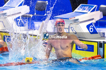 09/12/2023 - Noe Ponti of Switzerland celebrating the win during Men’s 50m Butterfly Final at the LEN Short Course European Championships 2023 on December 9, 2023 in Otopeni, Romania - SWIMMING - LEN SHORT COURSE EUROPEAN CHAMPIONSHIPS 2023 - DAY 5 - NUOTO - NUOTO