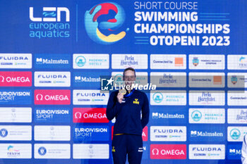 09/12/2023 - Hansson Louise of Sweden during the podium ceremony for Women’s 100m Butterfly at the LEN Short Course European Championships 2023 on December 9, 2023 in Otopeni, Romania - SWIMMING - LEN SHORT COURSE EUROPEAN CHAMPIONSHIPS 2023 - DAY 5 - NUOTO - NUOTO