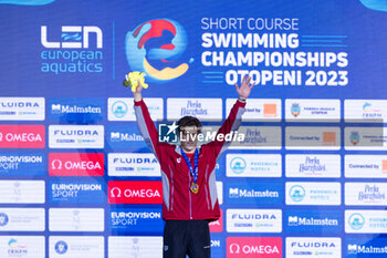 2023-12-09 - Noe Ponti of Switzerland during the podium ceremony for Men’s 50m Butterfly at the LEN Short Course European Championships 2023 on December 9, 2023 in Otopeni, Romania - SWIMMING - LEN SHORT COURSE EUROPEAN CHAMPIONSHIPS 2023 - DAY 5 - SWIMMING - SWIMMING