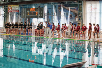 2023-04-29 - team greetings - PLAYOUT - RN FLORENTIA VS BRIZZ NUOTO - SERIE A1 WOMEN - WATERPOLO