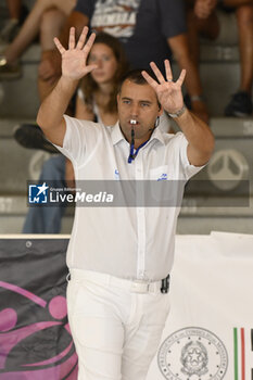 2023-09-24 - Referee during the preliminary round of the Waterpolo LEN Champions League Women, Group D between SIS Roma (ITA) vs Dunajuvaros (HUN), scheduled for 24 September 2023 at the Centro Federale Polo Natatorio in Ostia, Italy. - SIS ROMA VS DUNAUJVAROS VC - CHAMPIONS LEAGUE WOMEN - WATERPOLO