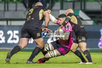 2023-12-16 - Sebastina Negri Tackled by Mathieu Acebes - BENETTON RUGBY VS USAP - CHALLENGE CUP - RUGBY