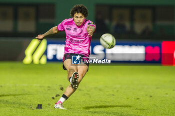 2023-12-16 - Jacob Umaga conversion - BENETTON RUGBY VS USAP - CHALLENGE CUP - RUGBY