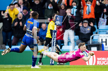 2023-04-08 - Tom Cairns of Exeter Chiefs scores his sides sixth try during the European Rugby Champions Cup, Quarter Finals rugby union match between Exeter Chiefs and DHL Stormers on 8 April 2023 at Sandy Park in Exeter, England - RUGBY - CHAMPIONS CUP - EXETER V STORMERS - CHAMPIONS CUP - RUGBY