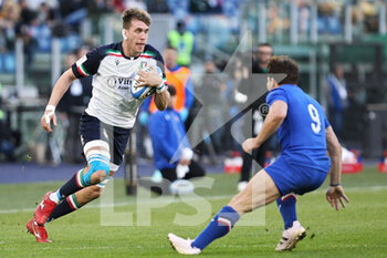 05/02/2023 - Federico Ruzza of Italy (L) and Antoine Dupont of France (R) during the 2023 Six Nations, rugby union match between Italy and France on February 5, 2023 at Stadio Olimpico in Rome, Italy - RUGBY - 6 NATIONS 2023 - ITALY V FRANCE - 6 NAZIONI - RUGBY
