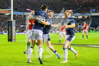 11/02/2023 - Blair Kinghorn of Scotland celebrates with George Horne and Kyle Steyn after he scores a try during the Six Nations 2023, rugby union match between Scotland and Wales on February 11, 2023 at BT Murrayfield Stadium in Edinburgh, Scotland - RUGBY - SIX NATIONS 2023 - SCOTLAND V WALES - 6 NAZIONI - RUGBY