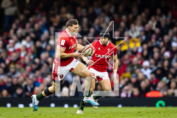 25/02/2023 - Mason Grady and Leigh Halfpenny of Wales during the Six Nations 2023 rugby union match between Wales and England on 25 February 2023 at Principality Stadium in Cardiff, Wales - RUGBY - SIX NATIONS 2023 - WALES V ENGLAND - 6 NAZIONI - RUGBY