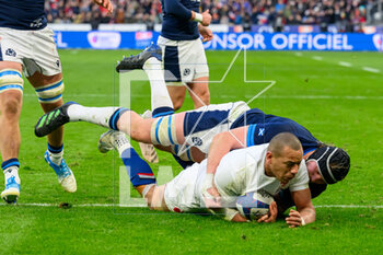 26/02/2023 - Gael Fickou of France scores a try during the Six Nations 2023 rugby union match between France and Scotland on 26 February 2023 at Stade de France in Saint-Denis near Paris, France - RUGBY - SIX NATIONS 2023 - FRANCE V SCOTLAND - 6 NAZIONI - RUGBY