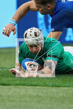25/02/2023 - Mack Hansen of Ireland scores a try during the Six Nations 2023 rugby union match between Italy and Ireland on February 25, 2023 at Stadio Olimpico in Rome, Italy - RUGBY - SIX NATIONS 2023 - ITALY V IRELAND - 6 NAZIONI - RUGBY