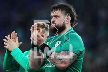 25/02/2023 - Andrew Porter of Ireland greets his supporters at the end of the Six Nations 2023 rugby union match between Italy and Ireland on February 25, 2023 at Stadio Olimpico in Rome, Italy - RUGBY - SIX NATIONS 2023 - ITALY V IRELAND - 6 NAZIONI - RUGBY