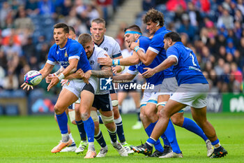 2023-07-29 - Tommaso Allan of Italy looks to offload the ball during the Summer Nations Series 2023, rugby union match between Scotland and Italy on 29 July 2023 at the Scottish Gas Murrayfield Stadium in Edinburgh, Scotland - RUGBY - SUMMER NATIONS SERIES 2023 - SCOTLAND V ITALY - TEST MATCH - RUGBY