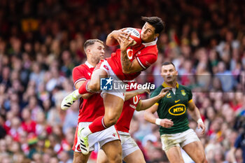 2023-08-19 - Louis Rees-Zammit of Wales during the Summer Nations Series 2023, Rugby Union Friendly match between Wales and South Africa on 19 August 2023 at Principality Stadium in Cardiff, Wales - RUGBY - SUMMER NATIONS SERIES 2023 - WALES V SOUTH AFRICA - TEST MATCH - RUGBY