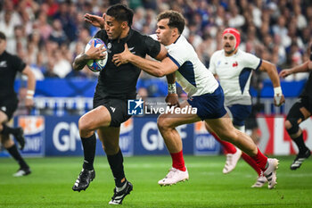 2023-09-08 - Rieko IOANE of New Zealand and Damien PENAUD of France during the World Cup 2023, Pool A rugby union match between France and New Zealand on September 8, 2023 at Stade de France in Saint-Denis near Paris, France - RUGBY - WORLD CUP 2023 - FRANCE V NEW ZEALAND - WORLD CUP - RUGBY