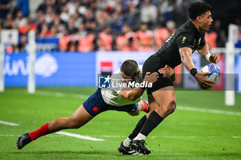 2023-09-08 - Thomas RAMOS of France and Richie MO'UNGA of New Zealand during the World Cup 2023, Pool A rugby union match between France and New Zealand on September 8, 2023 at Stade de France in Saint-Denis near Paris, France - RUGBY - WORLD CUP 2023 - FRANCE V NEW ZEALAND - WORLD CUP - RUGBY