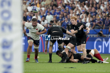 2023-09-08 - Finlay Christie of New Zealand in action during the World Cup 2023, Pool A rugby union match between France and New Zealand on September 8, 2023 at Stade de France in Saint-Denis near Paris, France - RUGBY - WORLD CUP 2023 - FRANCE V NEW ZEALAND - WORLD CUP - RUGBY
