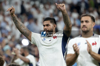 2023-09-08 - Romain Taofifenua of France salutes the fans following the World Cup 2023, Pool A rugby union match between France and New Zealand (All Blacks) on September 8, 2023 at Stade de France in Saint-Denis near Paris, France - RUGBY - WORLD CUP 2023 - FRANCE V NEW ZEALAND - WORLD CUP - RUGBY