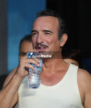 2023-09-08 - Jean Dujardin during the World Cup 2023, Pool A rugby union match between France and New Zealand on September 8, 2023 at Stade de France in Saint-Denis near Paris, France - RUGBY - WORLD CUP 2023 - FRANCE V NEW ZEALAND - WORLD CUP - RUGBY