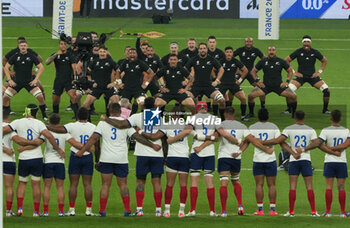 2023-09-08 - Presentation - Line up - haka during the World Cup 2023, Pool A rugby union match between France and New Zealand on September 8, 2023 at Stade de France in Saint-Denis near Paris, France - RUGBY - WORLD CUP 2023 - FRANCE V NEW ZEALAND - WORLD CUP - RUGBY