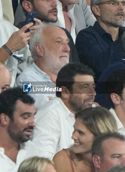 2023-09-08 - François Berléand and Patrick Bruel during the World Cup 2023, Pool A rugby union match between France and New Zealand on September 8, 2023 at Stade de France in Saint-Denis near Paris, France - RUGBY - WORLD CUP 2023 - FRANCE V NEW ZEALAND - WORLD CUP - RUGBY