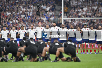 2023-09-08 - Antoine Dupont and players of French team during the haka during the Rugby World Cup RWC 2023 match France VS New Zealand All Blacks on September 8, 2023 at Stade de France in Saint-Denis near Paris. Photo Victor Joly / DPPI - RUGBY - WORLD CUP 2023 - FRANCE V NEW ZEALAND - WORLD CUP - RUGBY