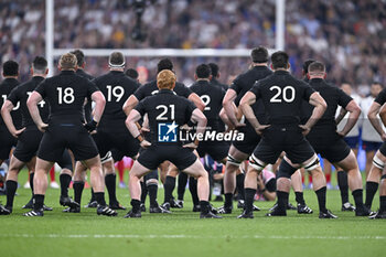 2023-09-08 - NZ Team with players during the haka during the Rugby World Cup RWC 2023 match France VS New Zealand All Blacks on September 8, 2023 at Stade de France in Saint-Denis near Paris. Photo Victor Joly / DPPI - RUGBY - WORLD CUP 2023 - FRANCE V NEW ZEALAND - WORLD CUP - RUGBY