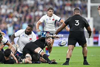 2023-09-08 - Antoine Dupont and Samuel Sam Whitelock during the Rugby World Cup RWC 2023 match between France and New Zealand All Blacks on September 8, 2023 at Stade de France in Saint-Denis near Paris, France. Photo Victor Joly / DPPI - RUGBY - WORLD CUP 2023 - FRANCE V NEW ZEALAND - WORLD CUP - RUGBY
