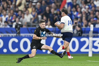 2023-09-08 - Beauden Barrett and Damian Penaud during the Rugby World Cup RWC 2023 match France VS New Zealand All Blacks on September 8, 2023 at Stade de France, Saint-Denis near Paris, France. Photo Victor Joly / DPPI - RUGBY - WORLD CUP 2023 - FRANCE V NEW ZEALAND - WORLD CUP - RUGBY