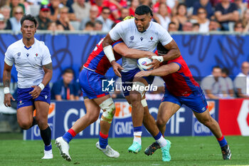 2023-09-16 - Taleni Junior Agaese Seu of Samoa is tackles by Matias Garafulic of Chile, Raimundo Martinez of Chile during the Rugby World Cup France 2023 match between Samoa and Chile at Stade de Bordeaux on September 16, 2023 in Bordeaux, France. Photo by Hans van der Valk/ Orange Pictures / DPPI - RUGBY - WORLD CUP 2023 - SAMOA V CHILE - WORLD CUP - RUGBY