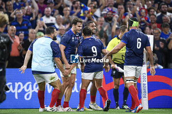2023-09-21 - French team celebrate a try of Damian Penaud during the Rugby union World Cup XV RWC Pool A match between France and Namibia at Stade Velodrome, Marseille, France on September 21, 2023. Photo Victor Joly / DPPI - RUGBY - WORLD CUP 2023 - FRANCE V NAMIBIA - WORLD CUP - RUGBY