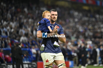 2023-09-21 - Francois Cros and his child during the Rugby union World Cup RWC 2023, Pool A match between France and Namibia at Stade Velodrome, Marseille, France on September 21, 2023. Photo Victor Joly / DPPI - RUGBY - WORLD CUP 2023 - FRANCE V NAMIBIA - WORLD CUP - RUGBY