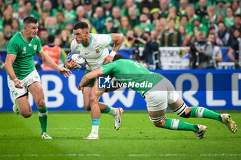 2023-09-23 - Johnny SEXTON of Ireland and Jesse KRIEL of South Africa during the World Cup 2023, Pool B rugby union match between South Africa and Ireland on September 23, 2023 at Stade de France in Saint-Denis near Paris, France - RUGBY - WORLD CUP 2023 - SOUTH AFRICA V IRELAND - WORLD CUP - RUGBY