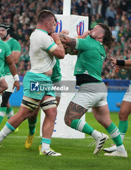 2023-09-23 - Jasper Wiese of South Africa and Andrew Porter of Ireland during the World Cup 2023, Pool B rugby union match between South Africa and Ireland on September 23, 2023 at Stade de France in Saint-Denis near Paris, France - RUGBY - WORLD CUP 2023 - SOUTH AFRICA V IRELAND - WORLD CUP - RUGBY