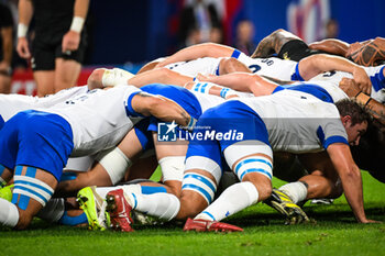 2023-09-29 - Scrum illustration during the World Cup 2023, Pool A rugby union match between New Zealand and Italy on September 29, 2023 at Groupama Stadium in Decines-Charpieu near Lyon, France - RUGBY - WORLD CUP 2023 - NEW ZEALAND V ITALY - WORLD CUP - RUGBY