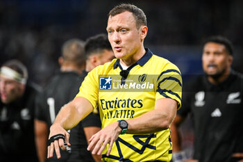 2023-09-29 - Referee Matthew CARLEY during the World Cup 2023, Pool A rugby union match between New Zealand and Italy on September 29, 2023 at Groupama Stadium in Decines-Charpieu near Lyon, France - RUGBY - WORLD CUP 2023 - NEW ZEALAND V ITALY - WORLD CUP - RUGBY