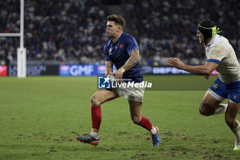 2023-10-06 - Matthieu Jalibert of France during the World Cup 2023, Pool A rugby union match between France and Italy on October 6, 2023 at Groupama Stadium in Decines-Charpieu near Lyon, France - RUGBY - WORLD CUP 2023 - FRANCE V ITALY - WORLD CUP - RUGBY