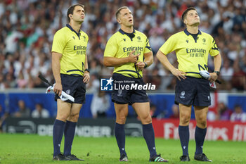 2023-10-07 - Referee Andrew Brace, Assistant referee Nika Amashukeli, Assistant referee Chris Busby during the World Cup 2023, Pool D rugby union match between England and Samoa on October 7, 2023 at Pierre Mauroy stadium in Villeneuve-d'Ascq near Lille, France - RUGBY - WORLD CUP 2023 - ENGLAND V SAMOA - WORLD CUP - RUGBY