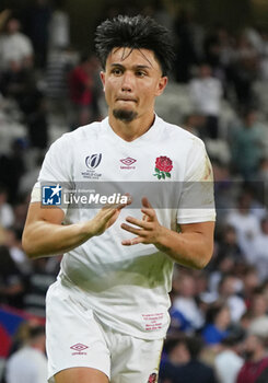2023-10-07 - Marcus Smith of England at full time during the World Cup 2023, Pool D rugby union match between England and Samoa on October 7, 2023 at Pierre Mauroy stadium in Villeneuve-d'Ascq near Lille, France - RUGBY - WORLD CUP 2023 - ENGLAND V SAMOA - WORLD CUP - RUGBY