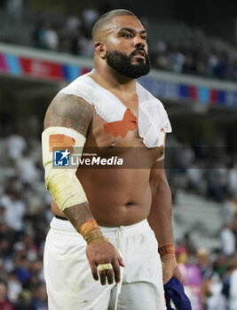 2023-10-07 - Kyle Sinckler of England at full time during the World Cup 2023, Pool D rugby union match between England and Samoa on October 7, 2023 at Pierre Mauroy stadium in Villeneuve-d'Ascq near Lille, France - RUGBY - WORLD CUP 2023 - ENGLAND V SAMOA - WORLD CUP - RUGBY