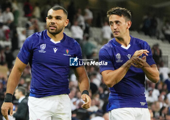 2023-10-07 - Joe Marchant and Alex Mitchell of England at full time during the World Cup 2023, Pool D rugby union match between England and Samoa on October 7, 2023 at Pierre Mauroy stadium in Villeneuve-d'Ascq near Lille, France - RUGBY - WORLD CUP 2023 - ENGLAND V SAMOA - WORLD CUP - RUGBY