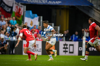 2023-10-14 - Santiago Chocobares (Argentina) during a RUGBY WORLD CUP FRANCE 2023 match between Wales and Argentina at Stade de Marseille, in Marseille, ,France on October 14, 2023. (Photo / Felipe Mondino) - 2023 RUGBY WORLD CUP - WALES VS ARGENTINA - WORLD CUP - RUGBY