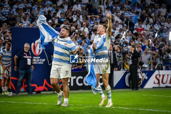 2023-10-14 - Emiliano Boffelli (Argentina) and Joel Sclavi (Argentina) during a RUGBY WORLD CUP FRANCE 2023 match between Wales and Argentina at Stade de Marseille, in Marseille, ,France on October 14, 2023. (Photo / Felipe Mondino) - 2023 RUGBY WORLD CUP - WALES VS ARGENTINA - WORLD CUP - RUGBY