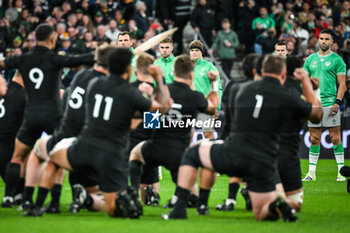 2023-10-14 - Ireland team players watch New Zealand players perform the Haka during the World Cup 2023, Quarter-final rugby union match between Ireland and New Zealand on October 14, 2023 at Stade de France in Saint-Denis near Paris, France - RUGBY - WORLD CUP 2023 - 1/4 - IRELAND V NEW ZEALAND - WORLD CUP - RUGBY