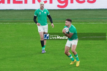 2023-10-14 - Hugo Keenan of Ireland during the World Cup 2023, Quarter-final rugby union match between Ireland and New Zealand on October 14, 2023 at Stade de France in Saint-Denis near Paris, France - RUGBY - WORLD CUP 2023 - 1/4 - IRELAND V NEW ZEALAND - WORLD CUP - RUGBY