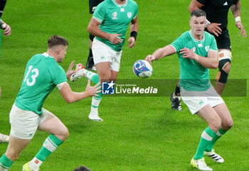 2023-10-14 - Jonathan Sexton and Garry Ringrose of Ireland during the World Cup 2023, Quarter-final rugby union match between Ireland and New Zealand on October 14, 2023 at Stade de France in Saint-Denis near Paris, France - RUGBY - WORLD CUP 2023 - 1/4 - IRELAND V NEW ZEALAND - WORLD CUP - RUGBY
