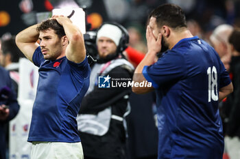 2023-10-15 - Antoine DUPONT of France and Dorian ALDEGHERI of France look dejected during the World Cup 2023, Quarter-final rugby union match between France and South Africa on October 15, 2023 at Stade de France in Saint-Denis near Paris, France - RUGBY - WORLD CUP 2023 - 1/4 - FRANCE V SOUTH AFRICA - WORLD CUP - RUGBY